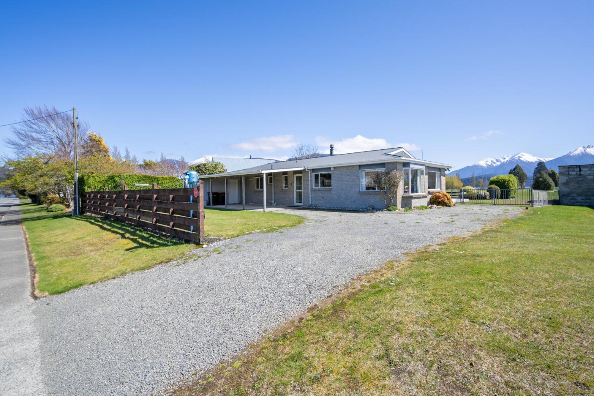 Kepler Retreat - Te Anau Holiday Home Eksteriør bilde